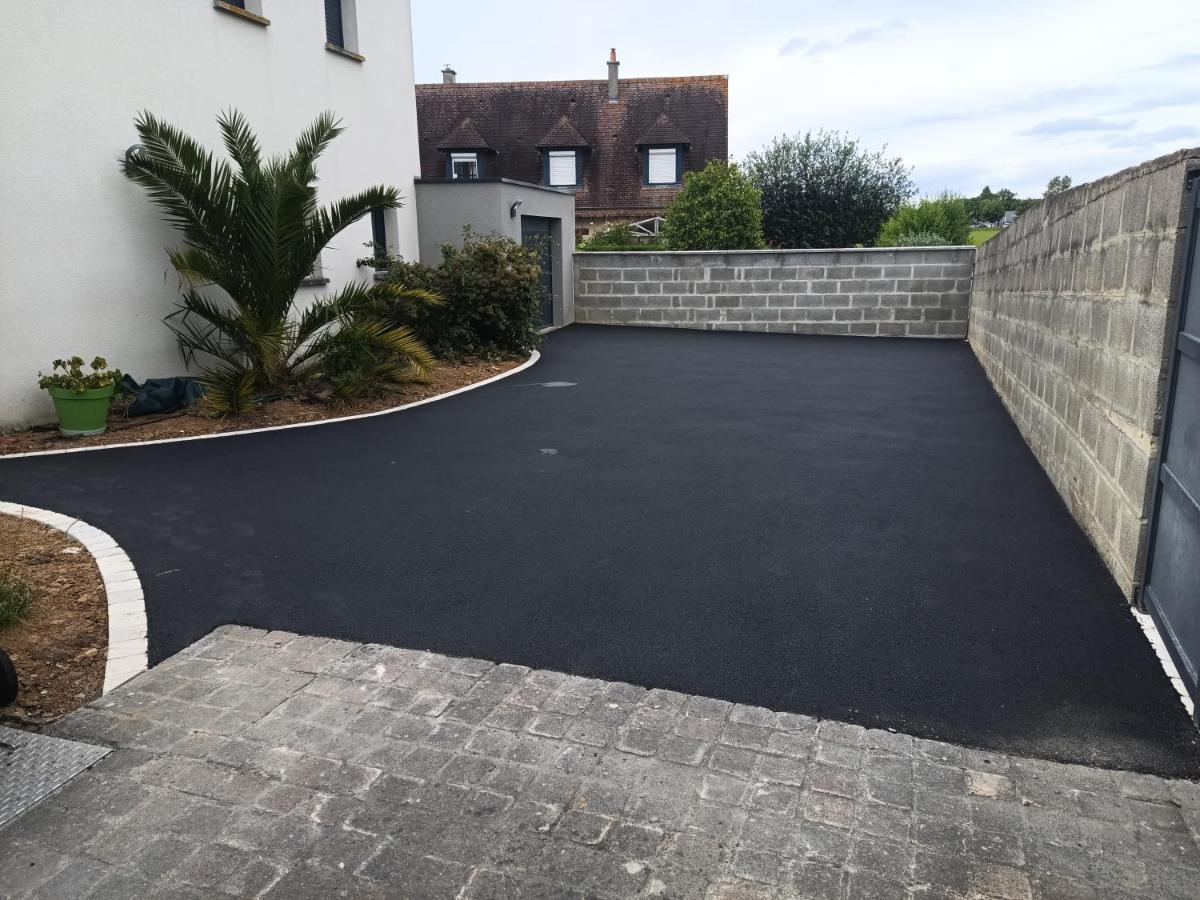 Grande Maison Entiere De 120M2 Epron Exterior foto