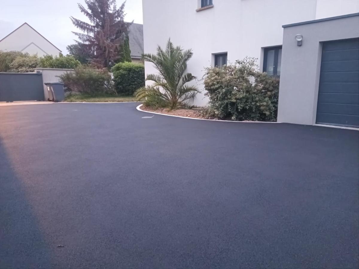Grande Maison Entiere De 120M2 Epron Exterior foto